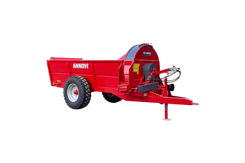 Prikolice za stajnjak